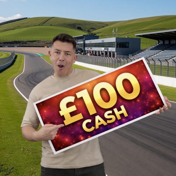 £100 CASH MONDAY